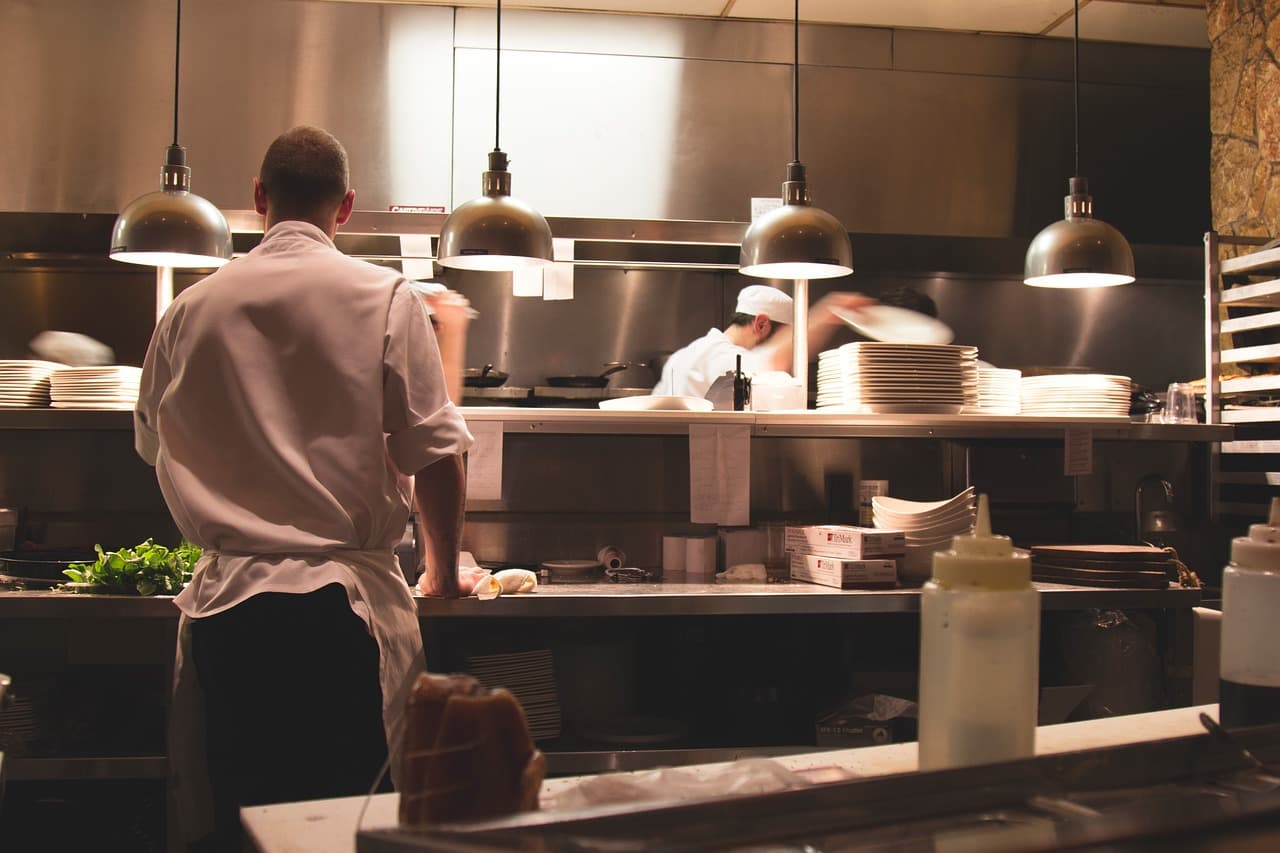 The Urgent Need for Chefs in Australia: A Look at the SkillSelect Visa Backlog